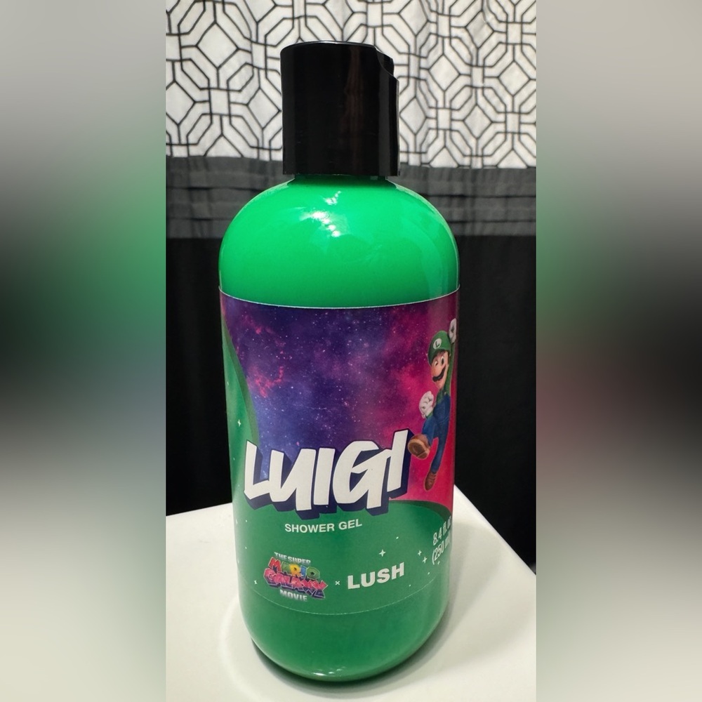 LUSH 2026 Luigi sg - only in anchor stores!